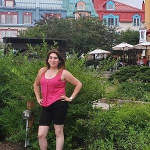 Meet your Posher, Stephanie